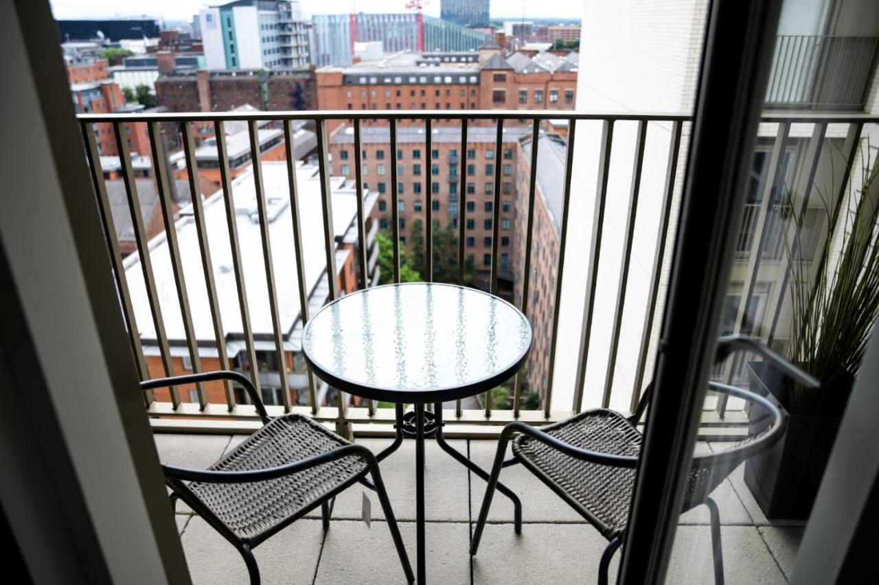 Onpoint Apartments - Spacious 2 Bedroom Apt - City Centre With Balcony Mánchester Exterior foto
