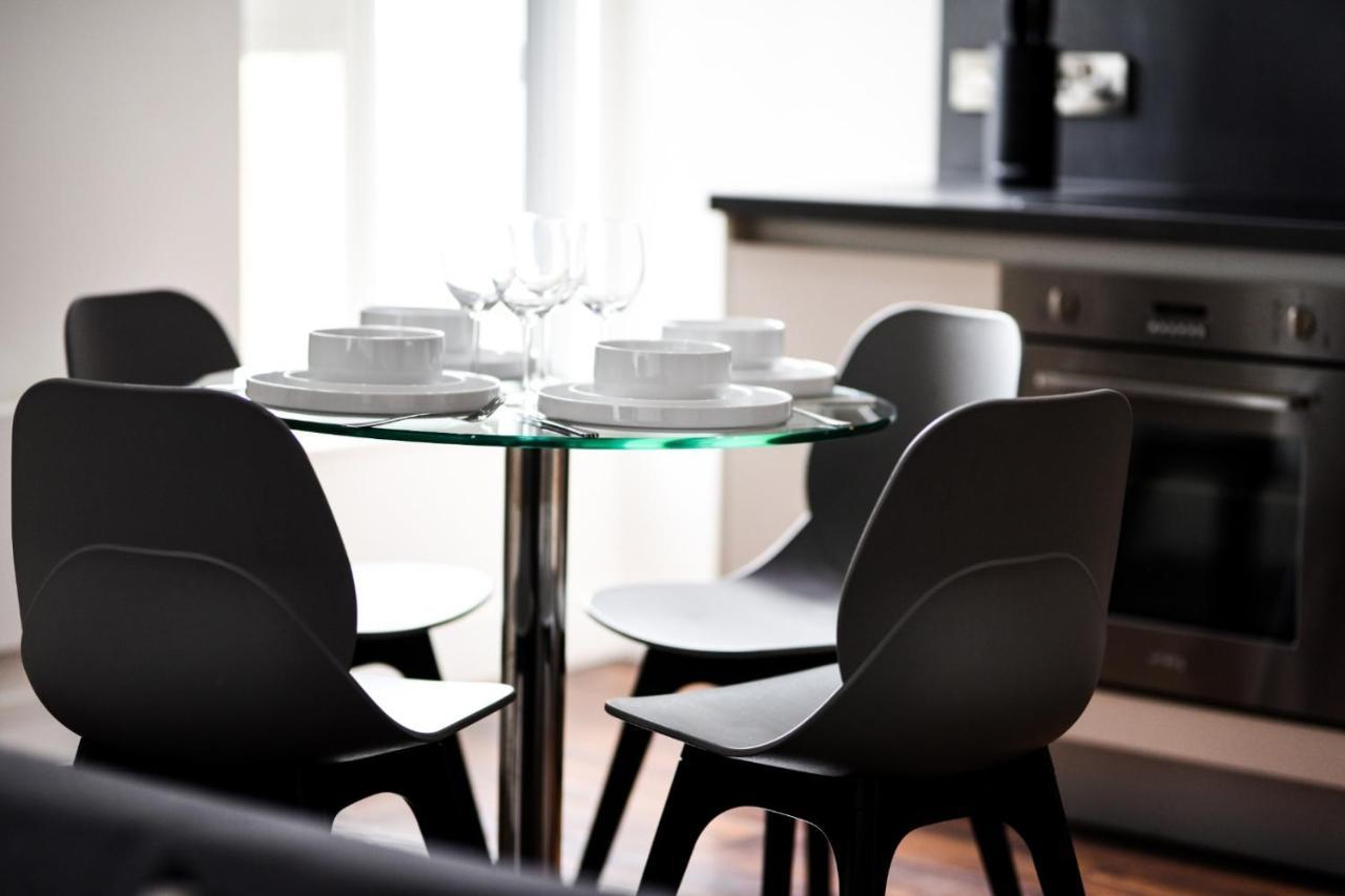 Onpoint Apartments - Spacious 2 Bedroom Apt - City Centre With Balcony Mánchester Exterior foto